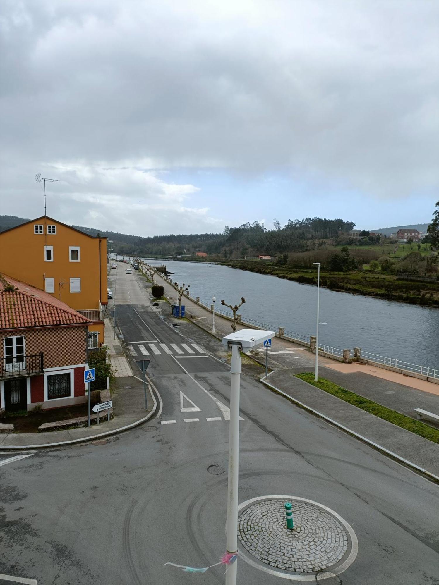 Piso Costa Da Morte Ponte Do Porto Buitenkant foto